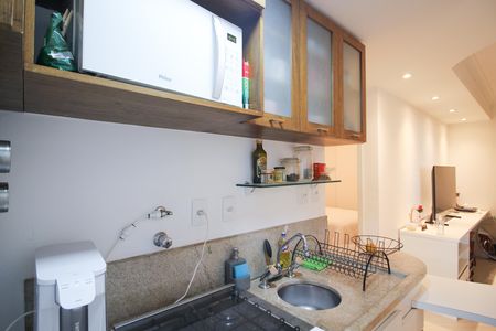 Apartamento à venda com 35m², 1 quarto e 1 vaga Apartamento à venda com 35m², 1 quarto e 1 vagaCozinha