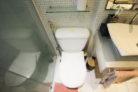 Banheiro de apartamento à venda com 1 quarto, 35m² em Vila Nova Conceição, São Paulo