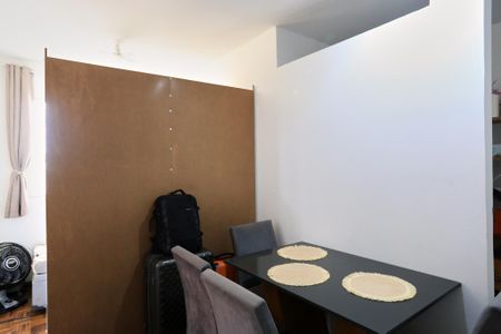 Apartamento para alugar com 60m², 2 quartos e 1 vaga Apartamento para alugar com 60m², 2 quartos e 1 vagaSala