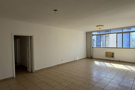 Apartamento para alugar com 3 quartos, 200m² em Gonzaga, Santos