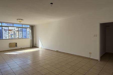Apartamento para alugar com 200m², 3 quartos e 2 vagas Apartamento para alugar com 200m², 3 quartos e 2 vagasSala