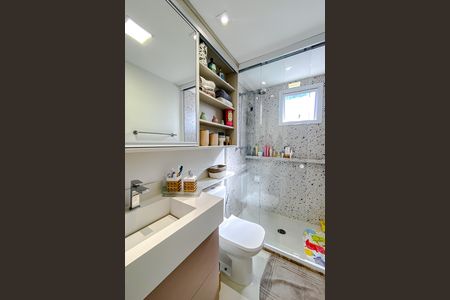 Apartamento à venda com 84m², 2 quartos e 2 vagas Apartamento à venda com 84m², 2 quartos e 2 vagasBanheiro da Suíte
