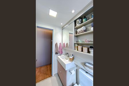 Apartamento à venda com 84m², 2 quartos e 2 vagas Apartamento à venda com 84m², 2 quartos e 2 vagasBanheiro da Suíte