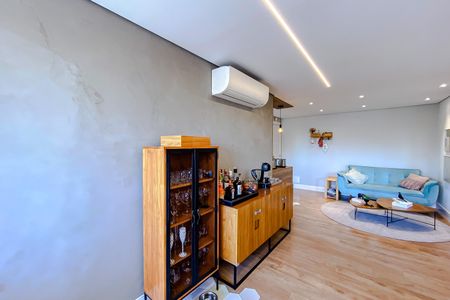 Apartamento à venda com 84m², 2 quartos e 2 vagas Apartamento à venda com 84m², 2 quartos e 2 vagasSala