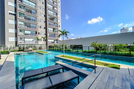 Apartamento à venda com 84m², 2 quartos e 2 vagasÁrea comum - Piscina
