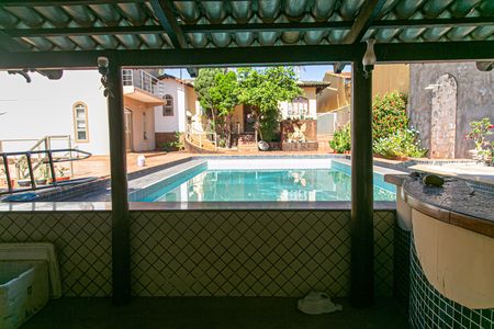 Casa à venda com 800m², 4 quartos e 5 vagasÁrea Externa