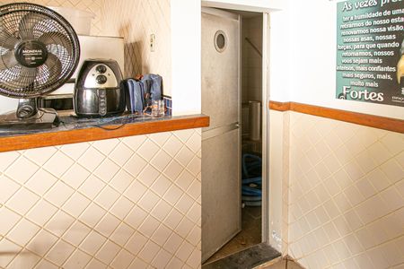 Cozinha de casa à venda com 4 quartos, 800m² em Elísio Campos, Goiânia