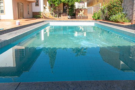 Casa à venda com 800m², 4 quartos e 5 vagasÁrea Externa