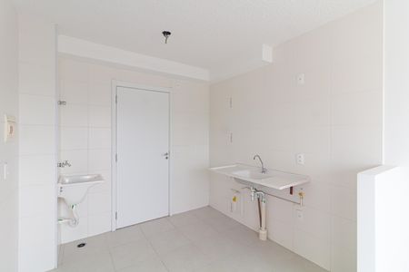 Apartamento à venda com 32m², 2 quartos e sem vaga Apartamento à venda com 32m², 2 quartos e sem vagaSala/Cozinha