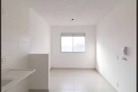 Apartamento à venda com 32m², 2 quartos e sem vaga Apartamento à venda com 32m², 2 quartos e sem vagaSala/Cozinha