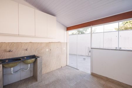 Área de Serviço de casa de condomínio para alugar com 3 quartos, 265m² em Cecap, Taubaté
