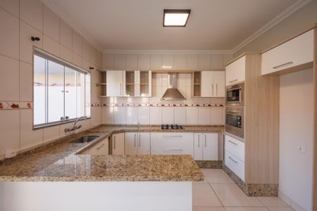 Casa de condomínio para alugar com 265m², 3 quartos e 2 vagas Casa de condomínio para alugar com 265m², 3 quartos e 2 vagasCozinha