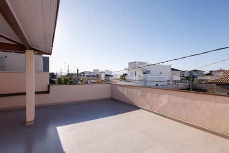 Casa de condomínio para alugar com 265m², 3 quartos e 2 vagas Casa de condomínio para alugar com 265m², 3 quartos e 2 vagasVaranda da Suíte