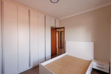 Casa de condomínio para alugar com 265m², 3 quartos e 2 vagas Casa de condomínio para alugar com 265m², 3 quartos e 2 vagasQuarto 2
