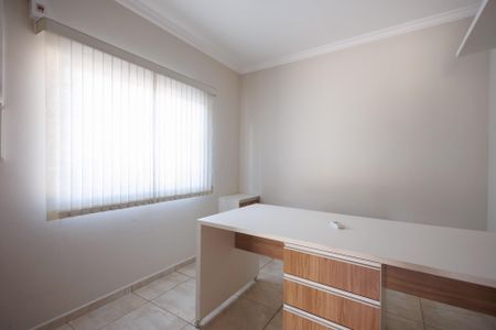 Casa de condomínio para alugar com 265m², 3 quartos e 2 vagas Casa de condomínio para alugar com 265m², 3 quartos e 2 vagasEscritório