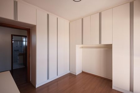Casa de condomínio para alugar com 265m², 3 quartos e 2 vagas Casa de condomínio para alugar com 265m², 3 quartos e 2 vagasSuíte