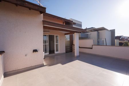 Casa de condomínio para alugar com 265m², 3 quartos e 2 vagas Casa de condomínio para alugar com 265m², 3 quartos e 2 vagasVaranda da Suíte