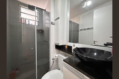 Apartamento para alugar com 55m², 3 quartos e 1 vaga Apartamento para alugar com 55m², 3 quartos e 1 vagaBanheiro Social
