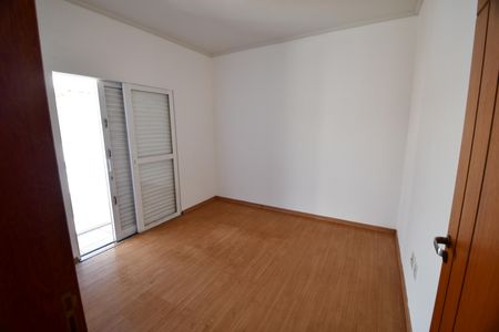 Casa para alugar com 200m², 5 quartos e 3 vagasQuarto 1