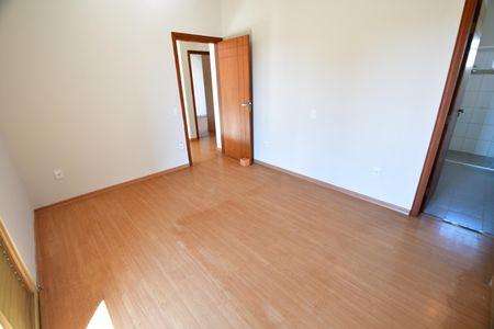 Casa para alugar com 200m², 5 quartos e 3 vagasQuarto 3 - Suíte