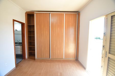 Casa para alugar com 200m², 5 quartos e 3 vagasQuarto 3 - Suíte