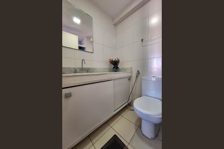 Apartamento à venda com 167m², 3 quartos e 2 vagasBanheiro da Suíte 1