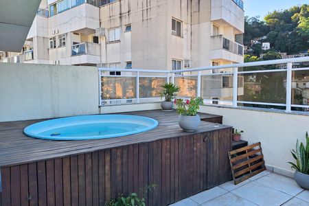 Apartamento à venda com 167m², 3 quartos e 2 vagasCobertura