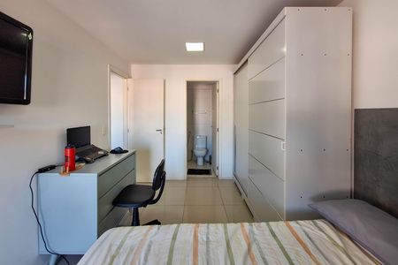 Apartamento à venda com 167m², 3 quartos e 2 vagasSuíte 1