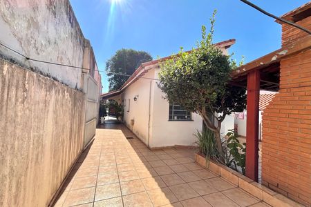 Quintal de casa à venda com 3 quartos, 275m² em Vila da Saúde, São Paulo