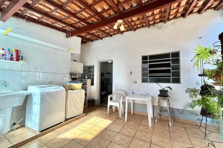 Área de Serviço de casa à venda com 3 quartos, 275m² em Vila da Saúde, São Paulo