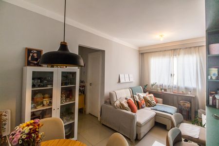 Sala  de apartamento à venda com 2 quartos, 65m² em Centro, Barueri