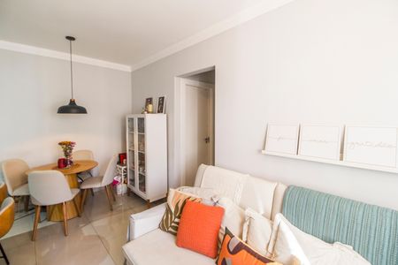 Sala  de apartamento à venda com 2 quartos, 65m² em Centro, Barueri