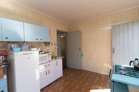 Cozinha de casa à venda com 4 quartos, 145m² em Vila Nivi, São Paulo