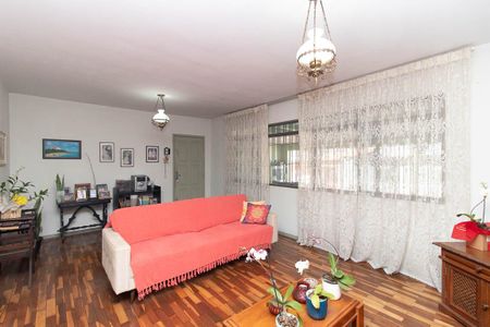 Casa à venda com 4 quartos, 145m² em Vila Nivi, São Paulo