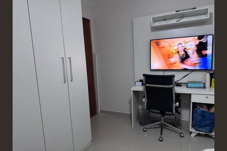 Casa à venda com 200m², 3 quartos e 1 vaga Casa à venda com 200m², 3 quartos e 1 vagaQuarto 2