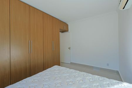Casa à venda com 280m², 5 quartos e 10 vagas