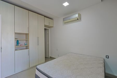 Casa à venda com 280m², 5 quartos e 10 vagas
