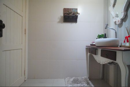 Lavabo de casa à venda com 3 quartos, 300m² em Canudos, Novo Hamburgo