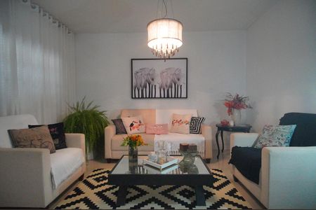Casa à venda com 3 quartos, 300m² em Canudos, Novo Hamburgo