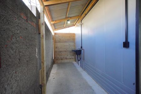 Casa para alugar com 28m², 2 quartos e 1 vagaÁrea de Serviço