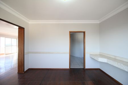 Apartamento para alugar com 234m², 3 quartos e 3 vagasSala de Jantar