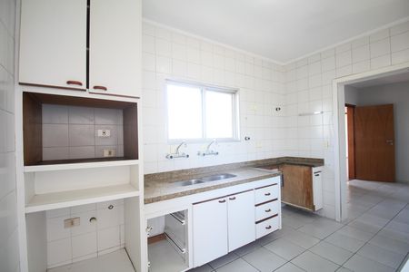Apartamento para alugar com 234m², 3 quartos e 3 vagasCozinha