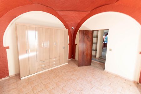 Casa à venda com 250m², 3 quartos e 2 vagas Casa à venda com 250m², 3 quartos e 2 vagasSUITE MASTER