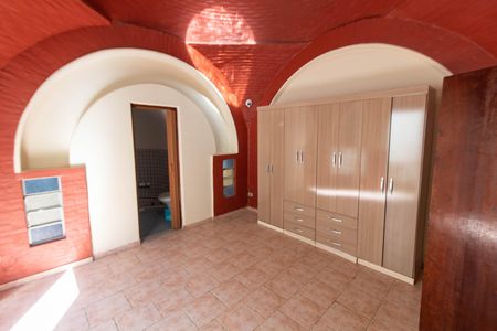Casa à venda com 250m², 3 quartos e 2 vagas Casa à venda com 250m², 3 quartos e 2 vagasSUITE MASTER