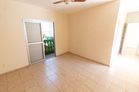 Casa à venda com 250m², 3 quartos e 2 vagas Casa à venda com 250m², 3 quartos e 2 vagasSUITE 3