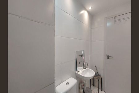 Apartamento para alugar com 38m², 2 quartos e sem vaga Apartamento para alugar com 38m², 2 quartos e sem vagaBanheiro