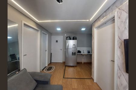 Sala de apartamento para alugar com 2 quartos, 38m² em Veleiros, São Paulo