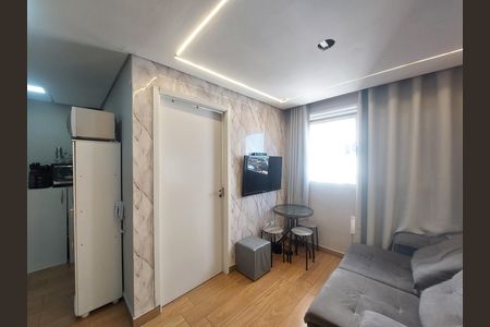 Sala de apartamento para alugar com 2 quartos, 38m² em Veleiros, São Paulo