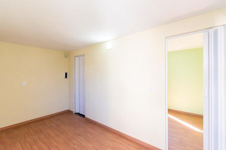 Sala de apartamento para alugar com 2 quartos, 42m² em Conjunto Habitacional Teotonio Vilela, São Paulo