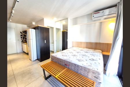Sala/Quarto de kitnet/studio para alugar com 1 quarto, 30m² em Santa Ifigênia, São Paulo
